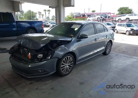 2015 Volkswagen Jetta 1.8T Se from USA, damaged, VIN 3VWD07AJ7FM257094
